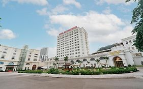 Khách sạn Hoàng Gia Hạ Long